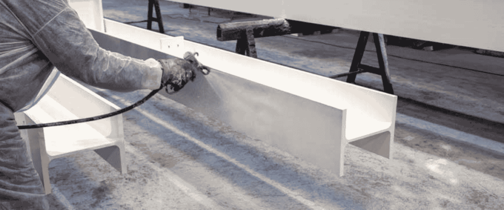 En Estructuras-Metálicas.es, ofrecemos pintura y recubrimientos protectores diseñados para prolongar la vida útil de las estructuras metálicas y protegerlas de la corrosión, el desgaste y los efectos del clima. Nuestro servicio garantiza un acabado de alta resistencia, adaptado a cada necesidad específica.